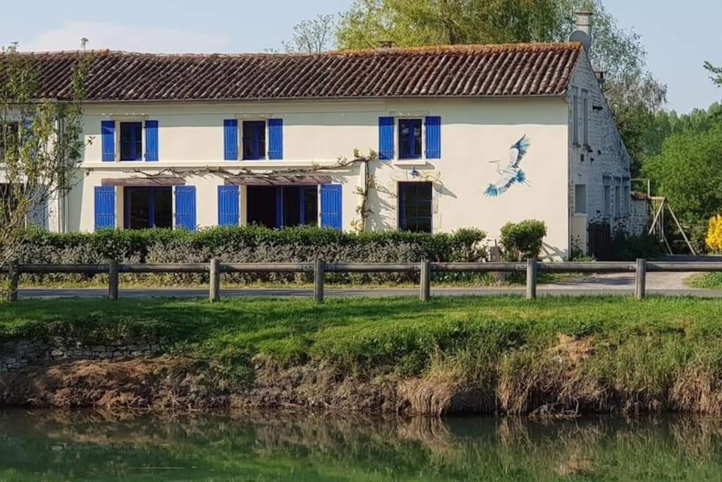 Le Logis Du Heron Coulon Buitenkant foto